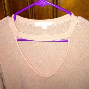 Boutique keyhole mauve sweater